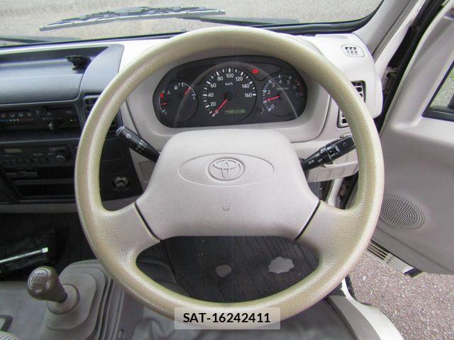 Toyota TOYOACE 2003-09 8038785-11