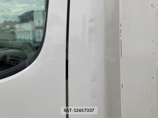Toyota TOYOACE 2013-05 8075946-15