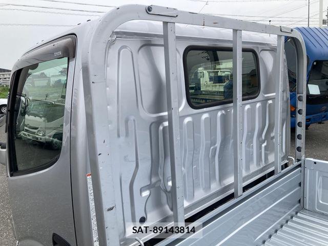 Toyota TOYOACE 2020-10 8075944-16