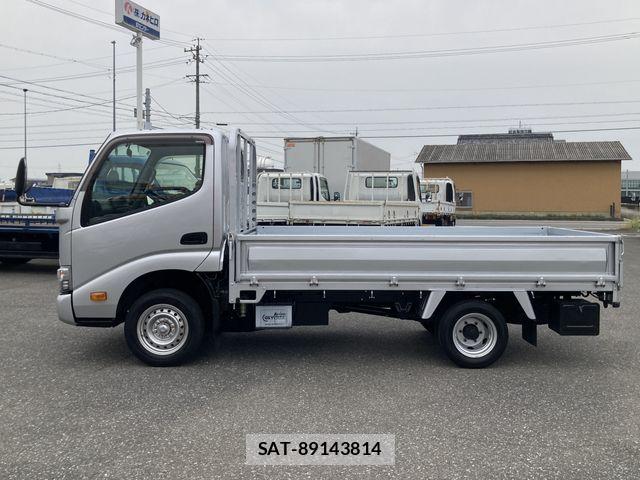 Toyota TOYOACE 2020-10 8075944-22