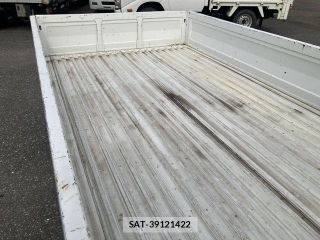 Toyota TOYOACE 2019-01 8075945-9