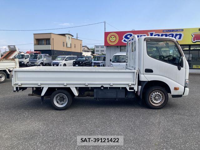 Toyota TOYOACE 2019-01 8075945-22