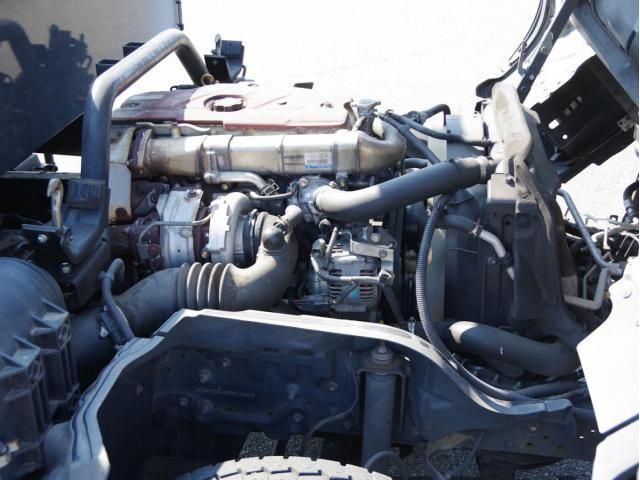 Toyota TOYOACE 2013-02 8186450-22