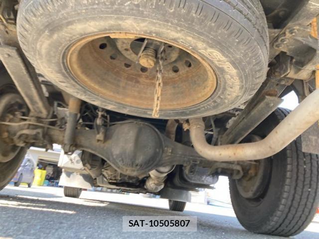 Toyota TOYOACE 2016-07 8210696-10