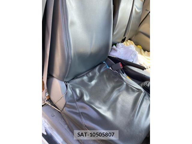 Toyota TOYOACE 2016-07 8210696-15