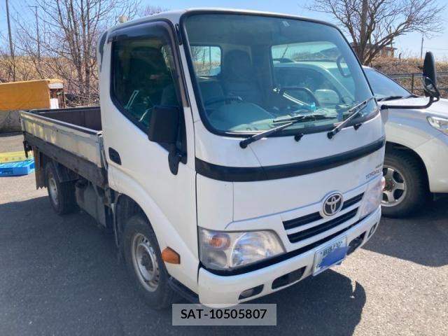 Toyota TOYOACE 2016-07 8210696-2