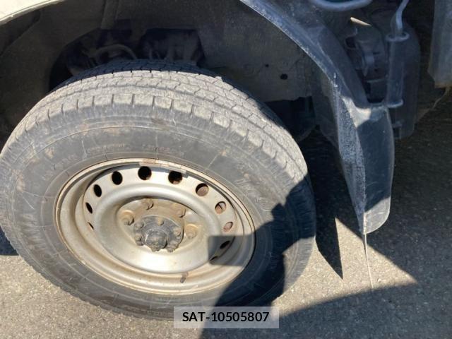 Toyota TOYOACE 2016-07 8210696-8