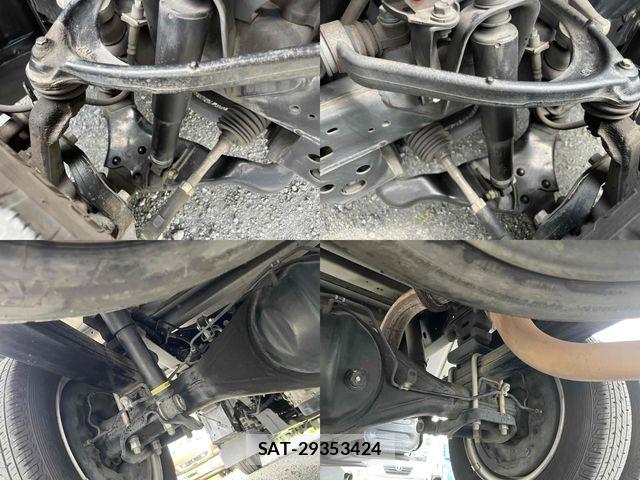 Toyota TOYOACE 2015-05 8210697-23