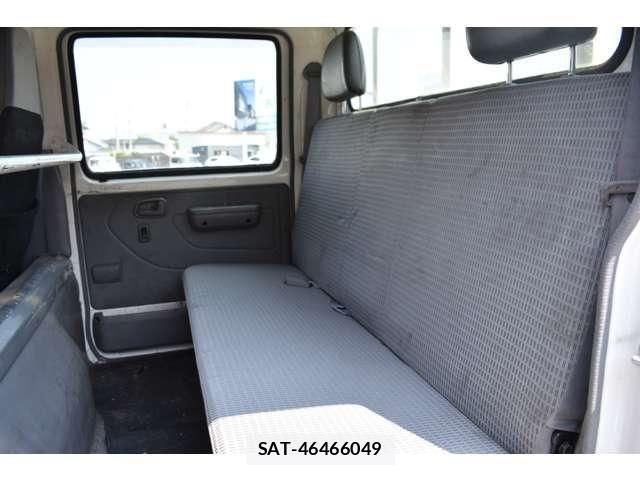 Toyota TOYOACE 2018-06 8210695-15