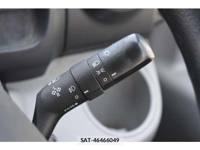 Toyota TOYOACE 2018-06 8210695-16