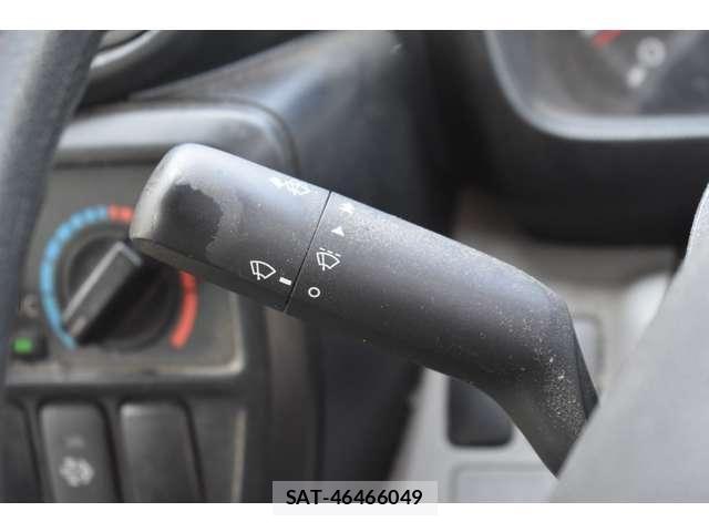 Toyota TOYOACE 2018-06 8210695-17