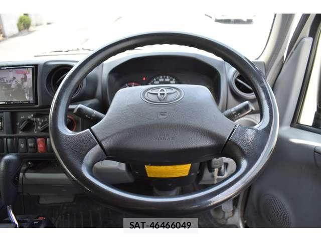 Toyota TOYOACE 2018-06 8210695-1