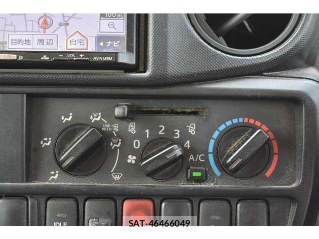 Toyota TOYOACE 2018-06 8210695-20
