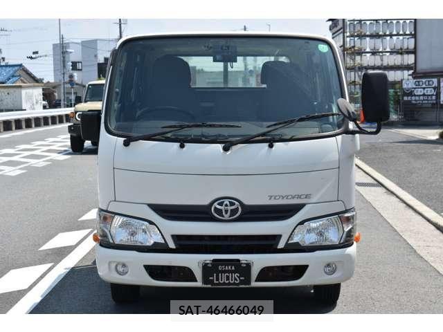 Toyota TOYOACE 2018-06 8210695-2
