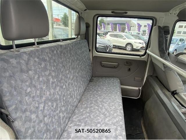 Toyota TOYOACE 2015-05 8232173-13
