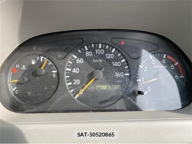 Toyota TOYOACE 2015-05 8232173-27