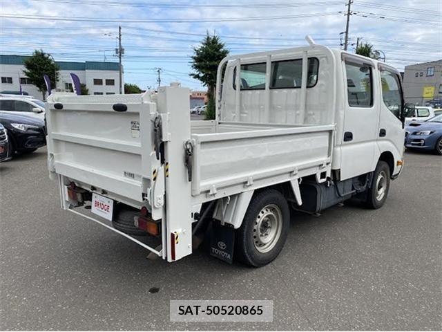 Toyota TOYOACE 2015-05 8232173-7