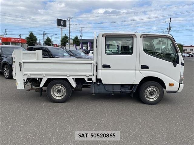 Toyota TOYOACE 2015-05 8232173-8