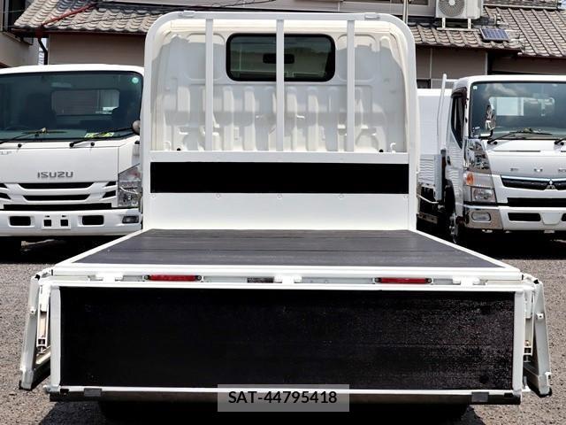 Toyota TOYOACE 2014-07 8232174-11