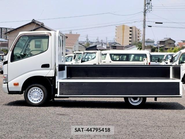 Toyota TOYOACE 2014-07 8232174-12