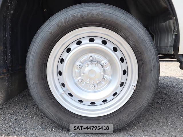 Toyota TOYOACE 2014-07 8232174-20