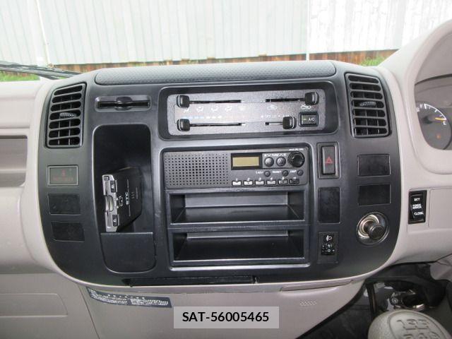 Toyota TOYOACE 2014-10 8317690-13