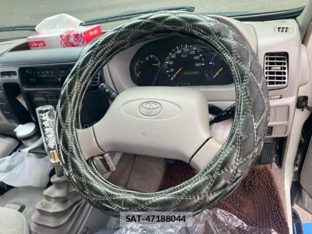 Toyota TOYOACE 2003-08 8317693-13