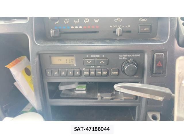 Toyota TOYOACE 2003-08 8317693-21