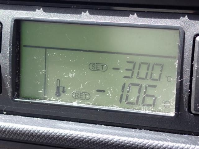 Toyota TOYOACE 2015-08 8311158-8