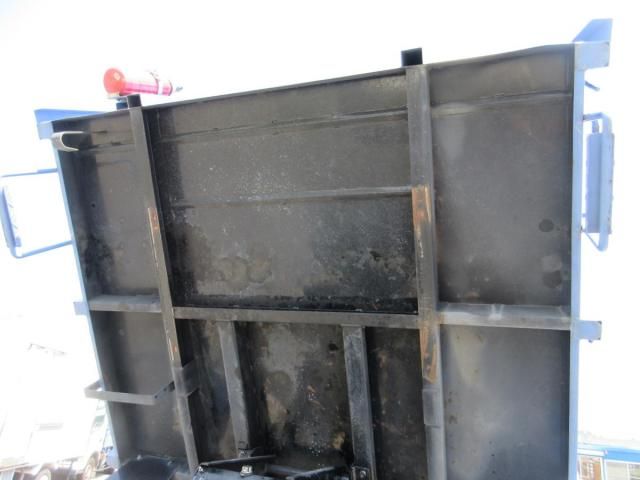 Toyota TOYOACE 2011-07 8332075-25
