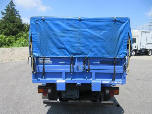 Toyota TOYOACE 2011-07 8332075-4