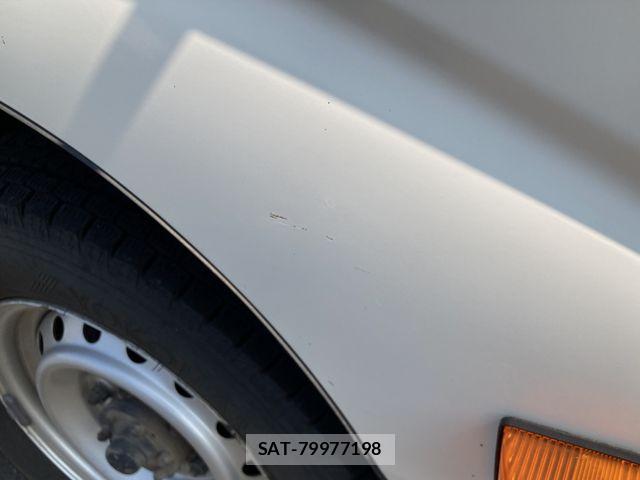 Toyota TOYOACE 2012-06 8355795-12