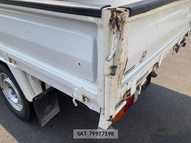 Toyota TOYOACE 2012-06 8355795-18