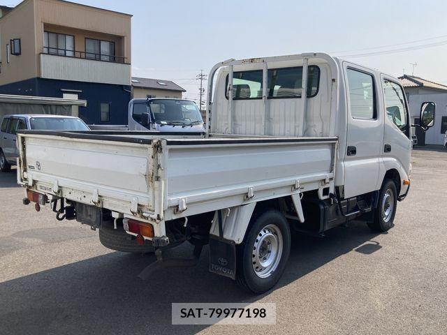 Toyota TOYOACE 2012-06 8355795-3