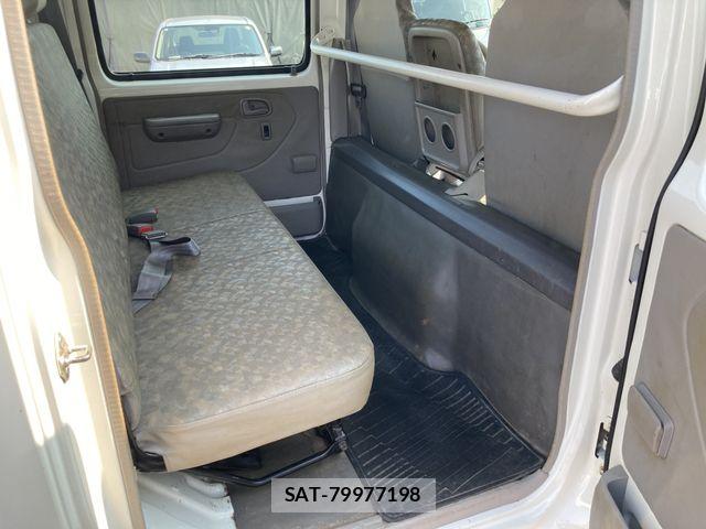 Toyota TOYOACE 2012-06 8355795-7