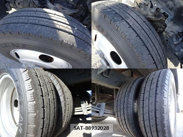 Toyota TOYOACE 2020-07 8355793-10