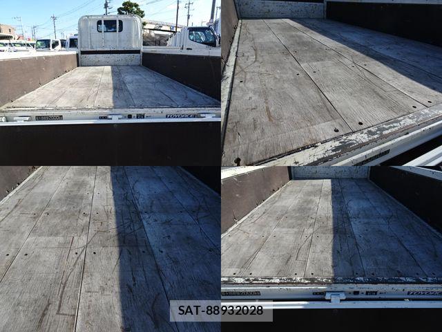 Toyota TOYOACE 2020-07 8355793-6