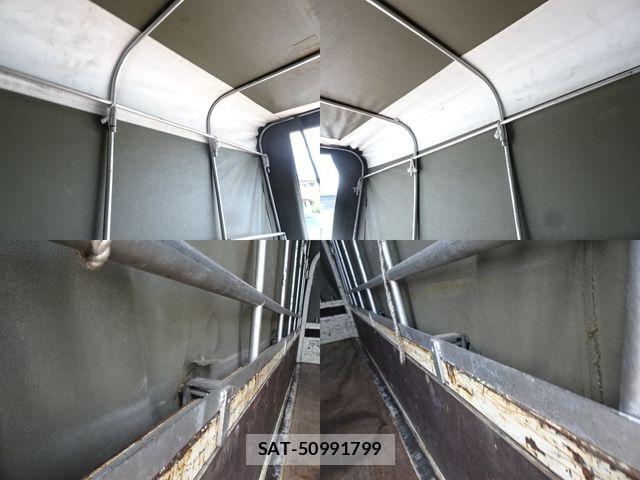 Toyota TOYOACE 2019-07 8369444-5