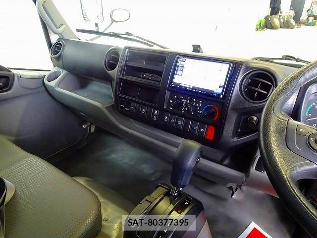 Toyota TOYOACE 2020-03 8527819-9