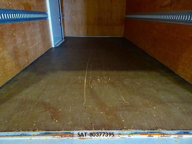 Toyota TOYOACE 2020-03 8527819-25