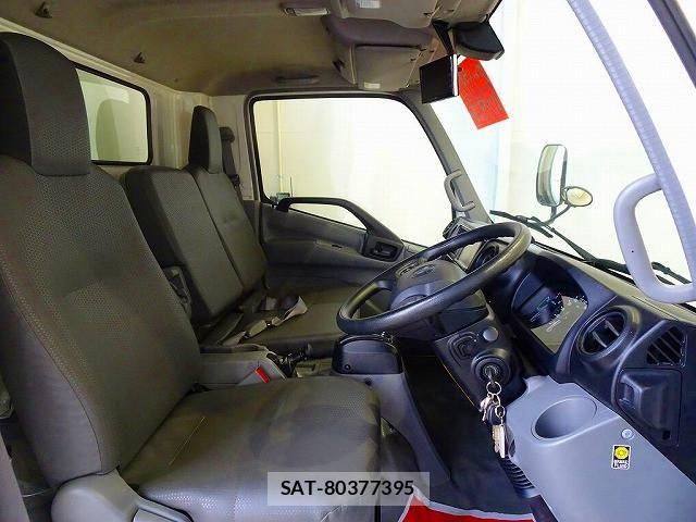 Toyota TOYOACE 2020-03 8527819-5