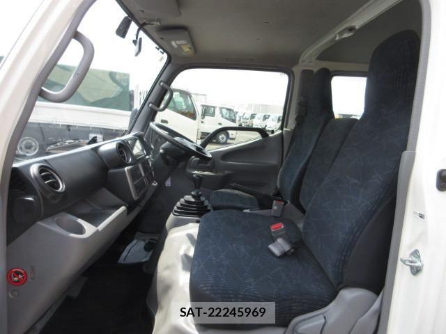 Toyota TOYOACE 2020-01 8527825-23