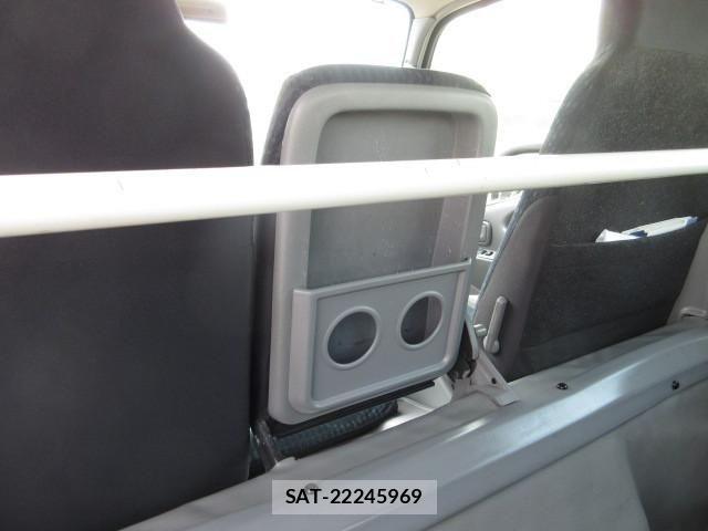 Toyota TOYOACE 2020-01 8527825-27