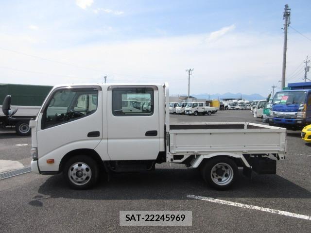 Toyota TOYOACE 2020-01 8527825-4