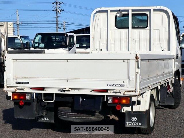 Toyota TOYOACE 2019-06 8527822-2