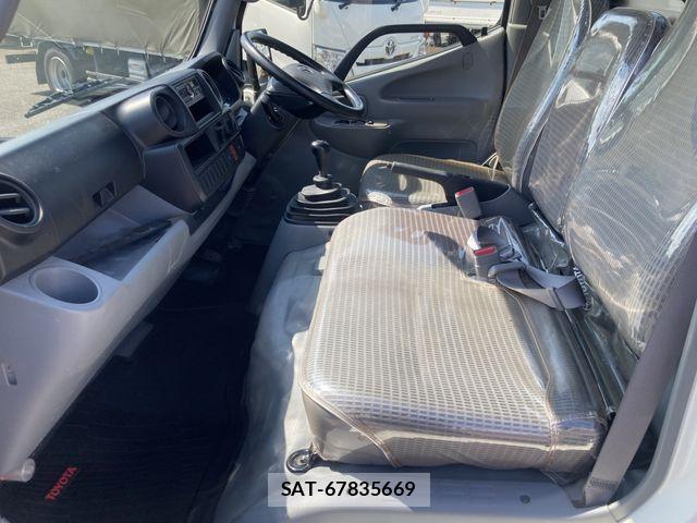 Toyota TOYOACE 2020-06 8629391-5