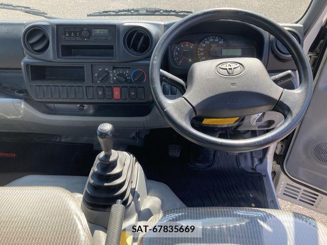 Toyota TOYOACE 2020-06 8629391-6