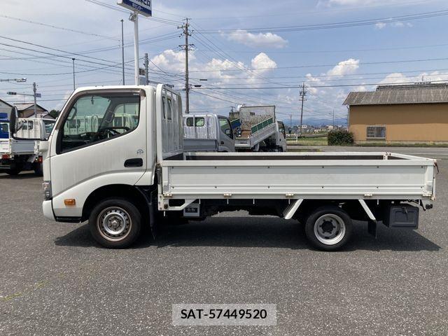 Toyota TOYOACE 2020-01 8629394-3