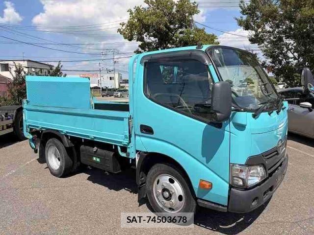 Toyota TOYOACE 2018-02 8629393-1