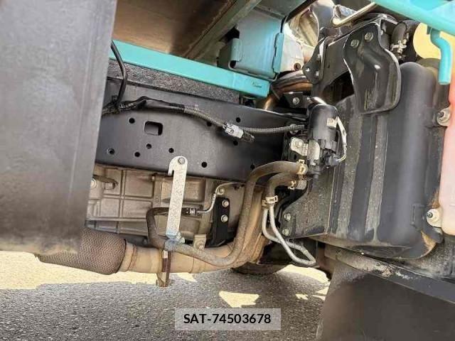 Toyota TOYOACE 2018-02 8629393-19